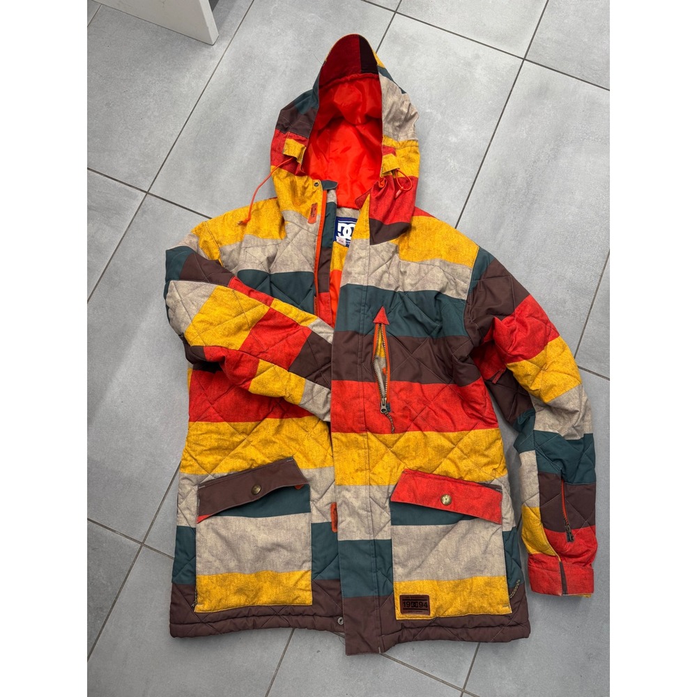 DC Shoes Forest Snowboard Jacket Mens Large 10K Waterproof Striped Quilted Coat